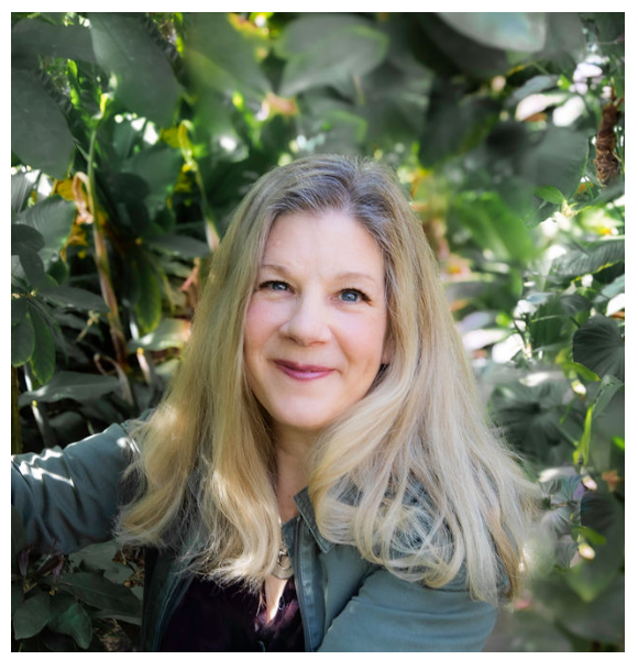 Dar Williams Announces New Album "Hummingbird Highway," Releases Title Track